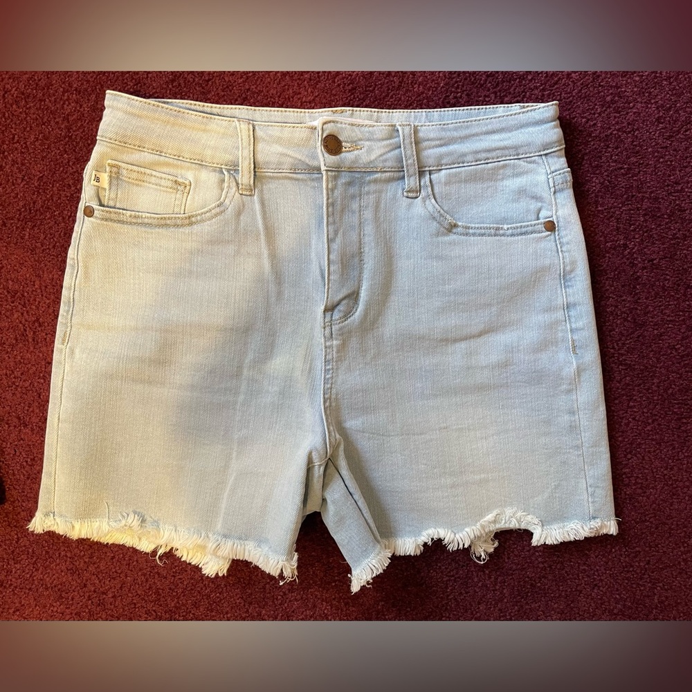 Judy Blue Light Blue Frayed Hem Denim Shorts - Size Med. Like New Condition!